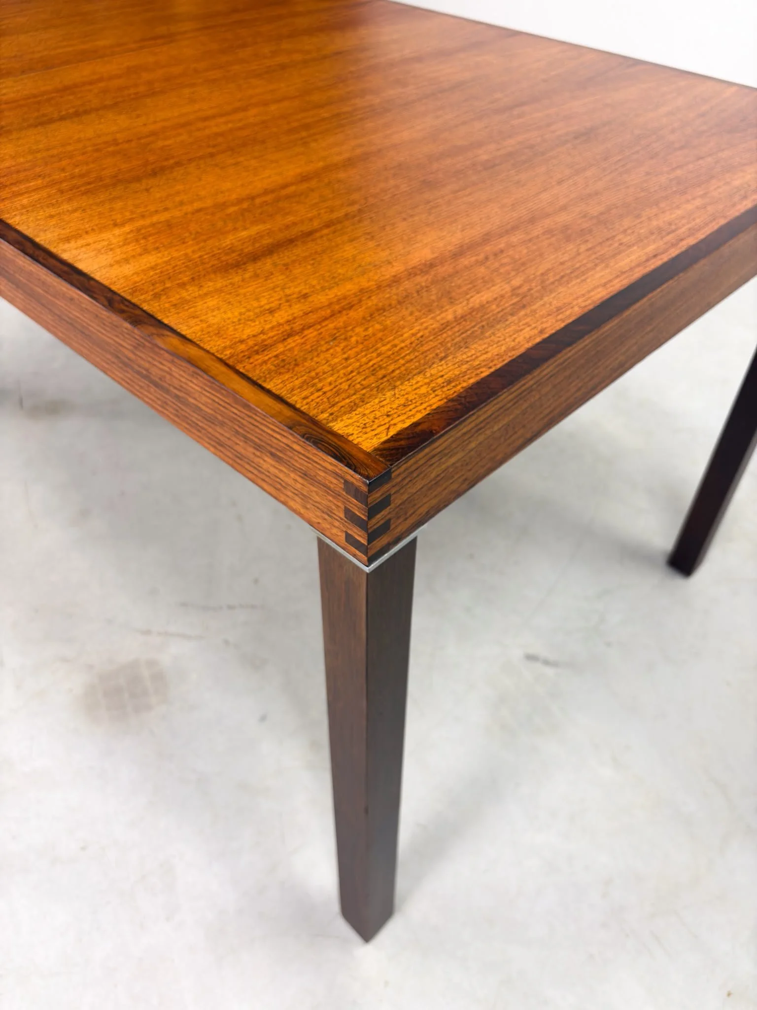 Uitschuifbare Eettafel van Inger Klingenberg voor Fristho (19).jpeg