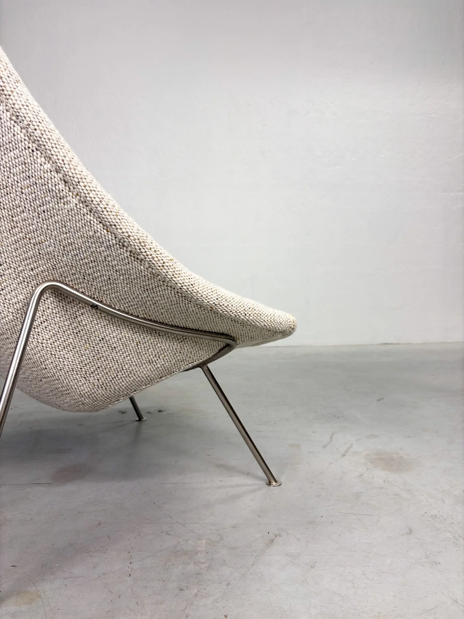 'Big Oyster' 157 Fauteuil van Pierre Paulin voor Artifort (10).jpeg