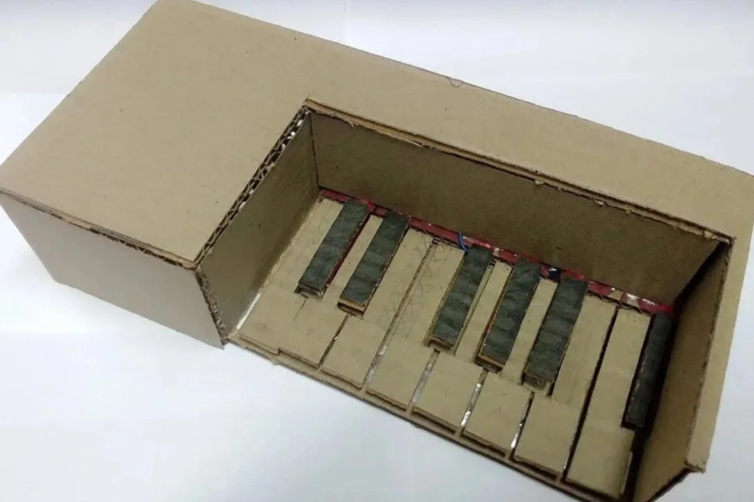 DUKE DEMO TRACKS FOR APRIL