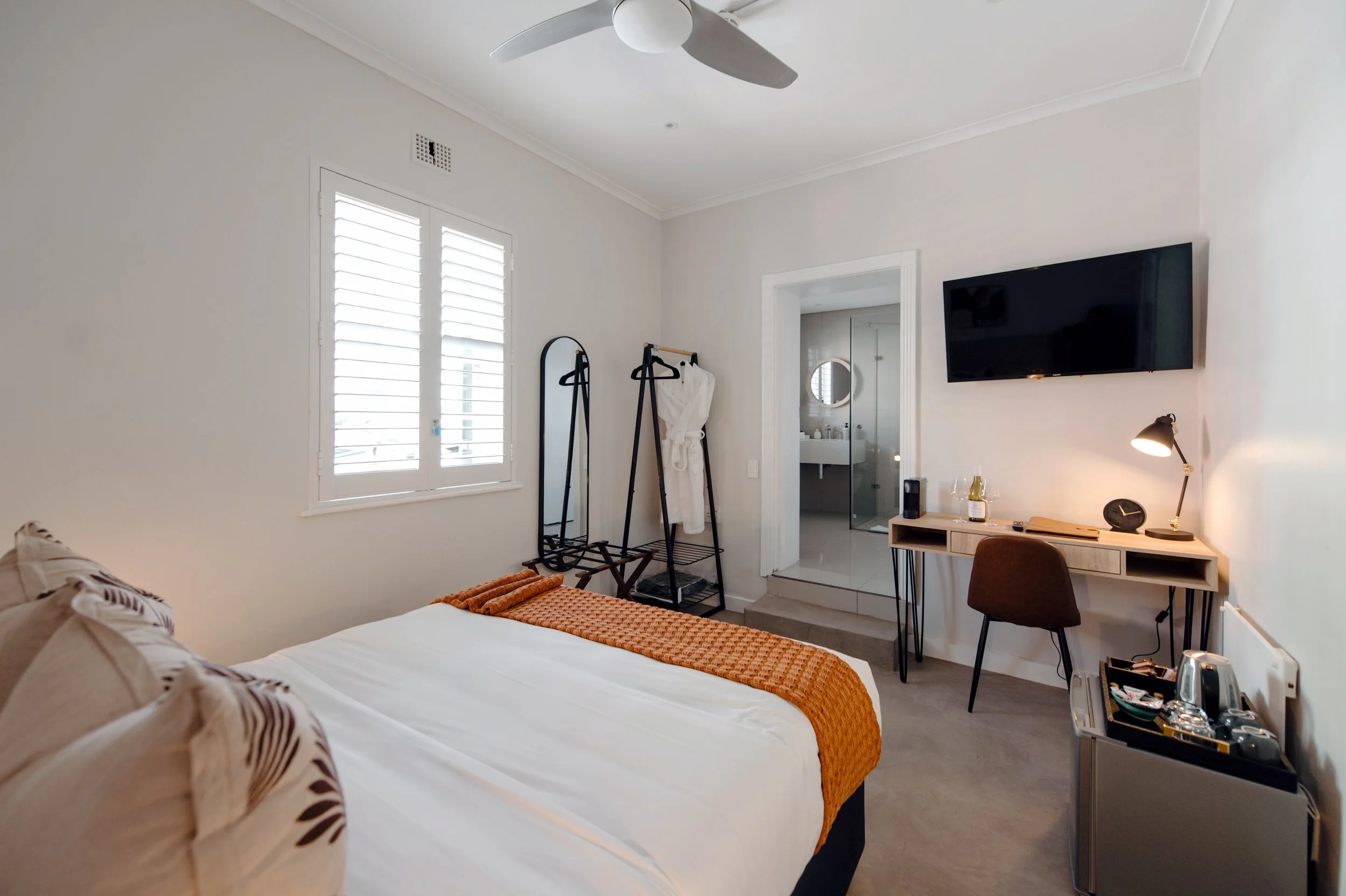 Room 6 - Dixon House