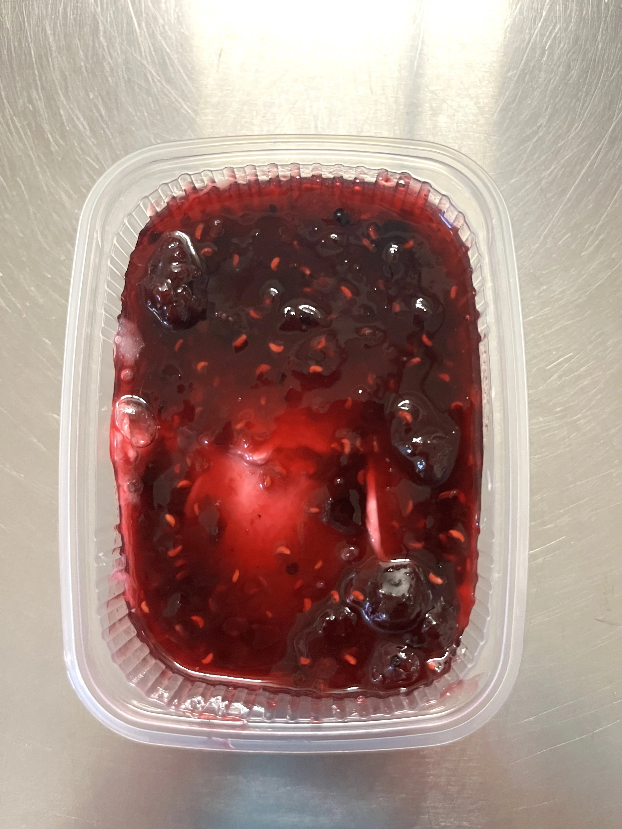 Very Berry Cream Cheese_Remis Bagels.JPG