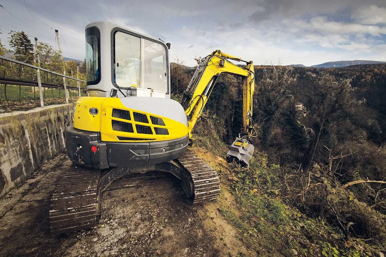 Stump Removal Made Easy: The FAE SCL/HY