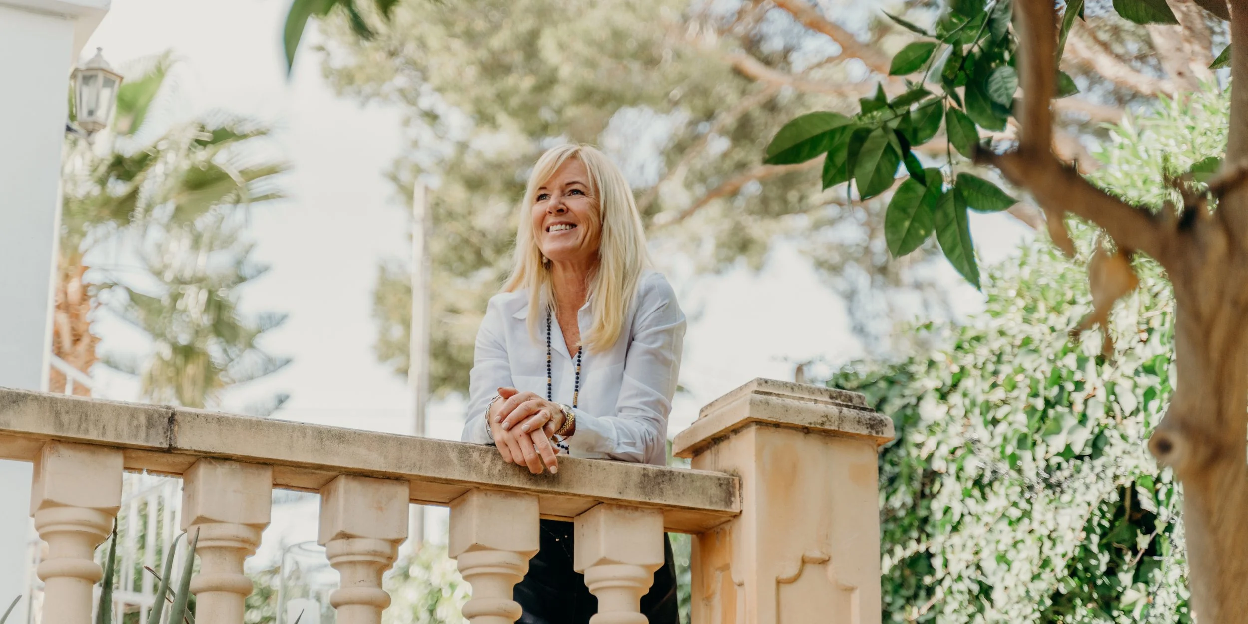 Professional portrait of Susanne, a licensed Swedish CBT therapist and "The Wounded Healer" in Mallorca.