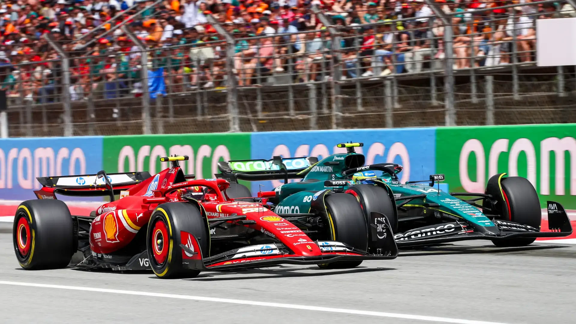 Formula 1 cars racing on track during a Grand Prix weekend