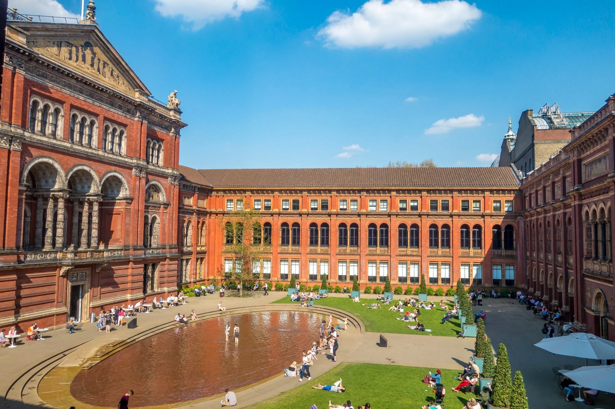 Courtyard at the Victoria & Albert museum after private tour with OTT Races experiences