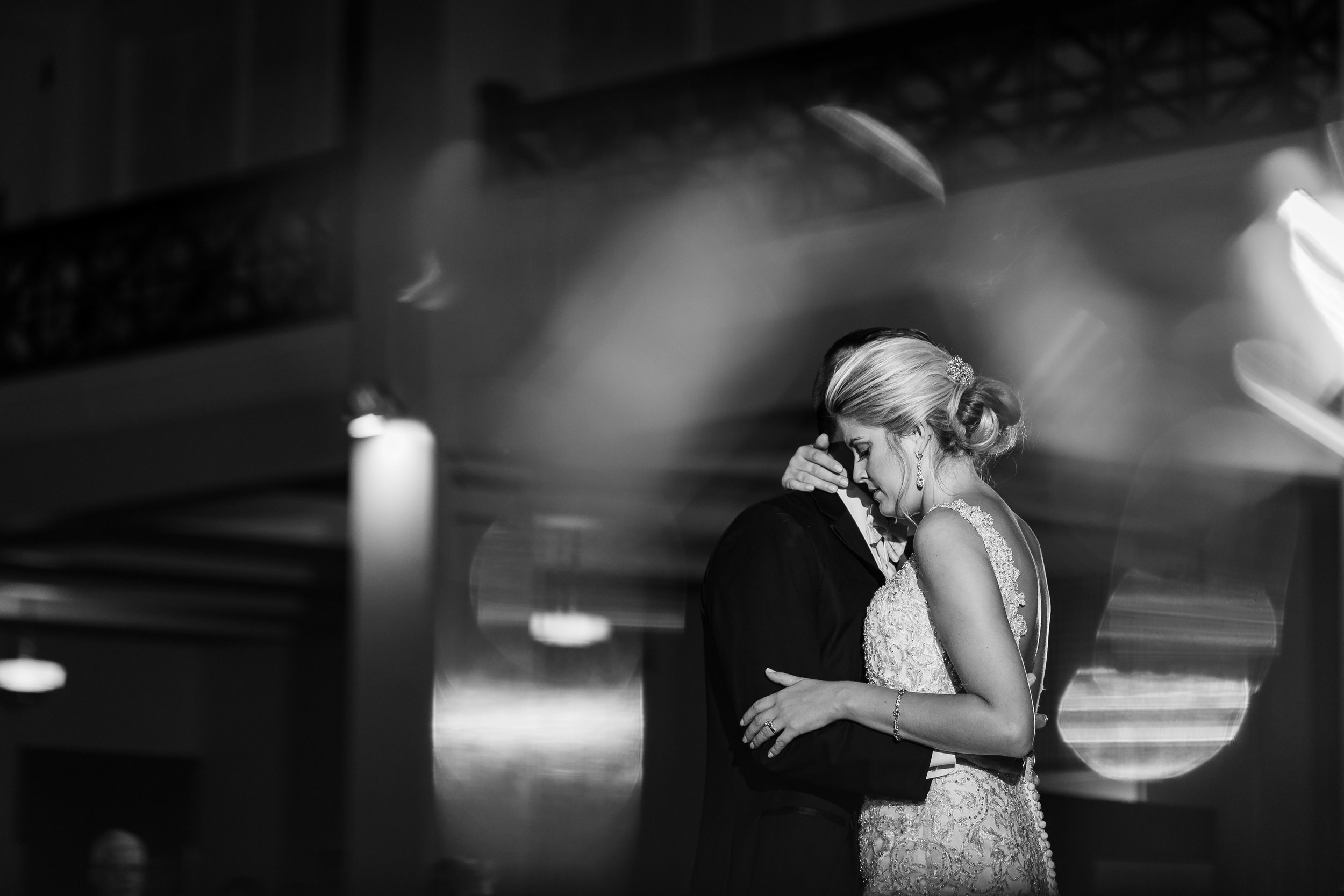 First Dance Columbus Athenaeum - Columbus Wedding Photographers