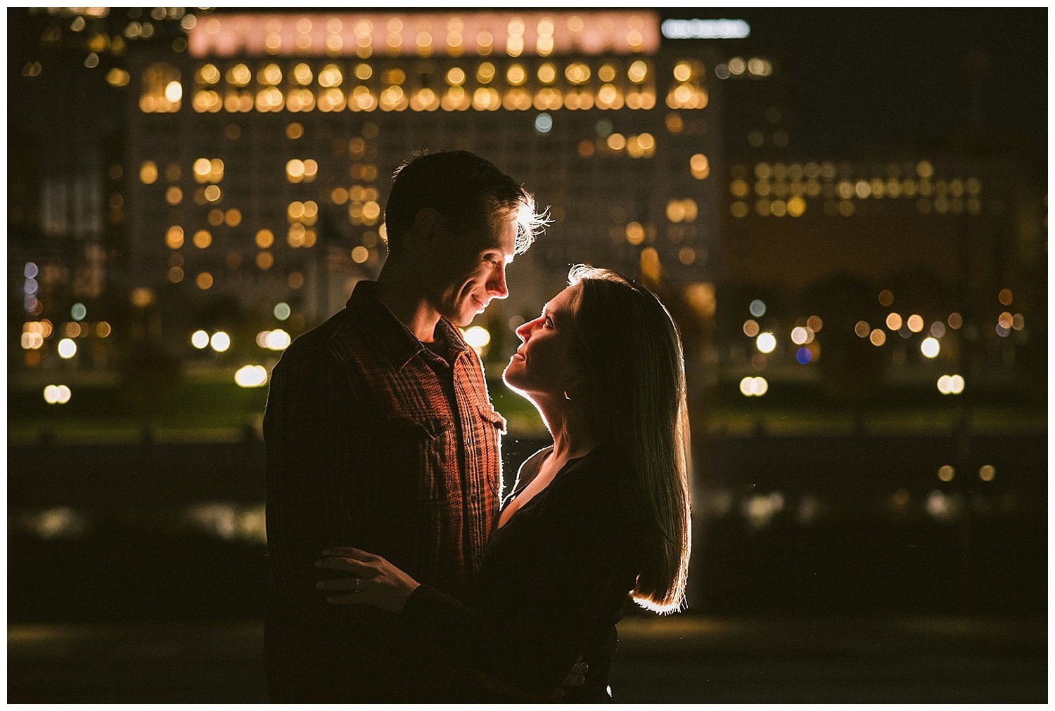 scioto-mile-and-german-village-engagement-robb-mccormick-photography_0010.jpg