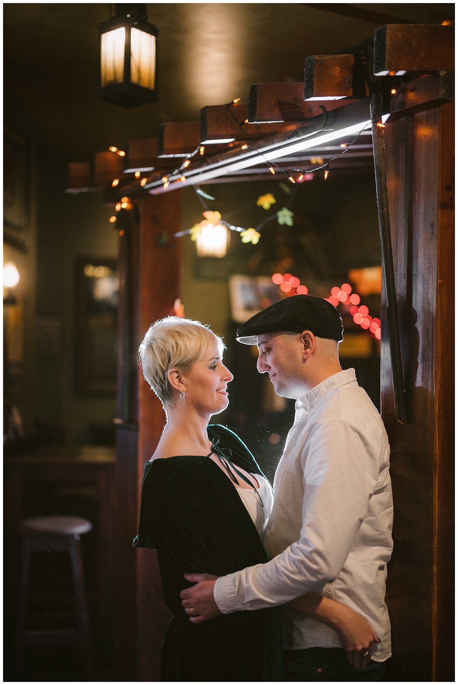 fado-irish-pub-engagement-session-robb-mccormick-photography_0019.jpg