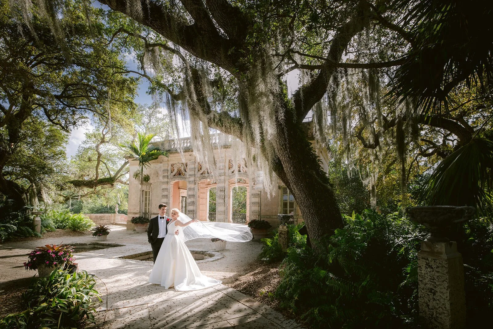 Bride and groom portraits at Vizcaya Museum and Gardens by Columbus wedding photographer Robb McCormick