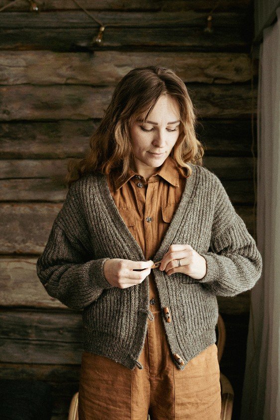 Ronja Hakalehto - Ahto Cardigan.jpg
