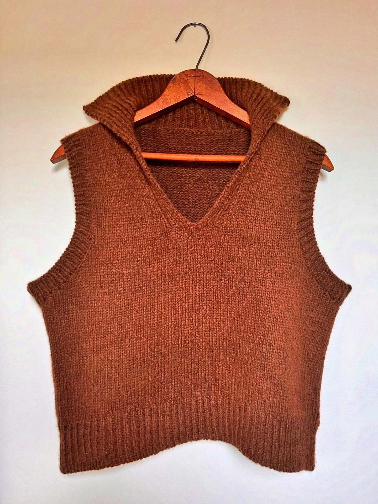 Poulsbo Vest (Josée Paquin), knit with Woolfolk "Luft" (55% merino wool, 45% pima cotton)