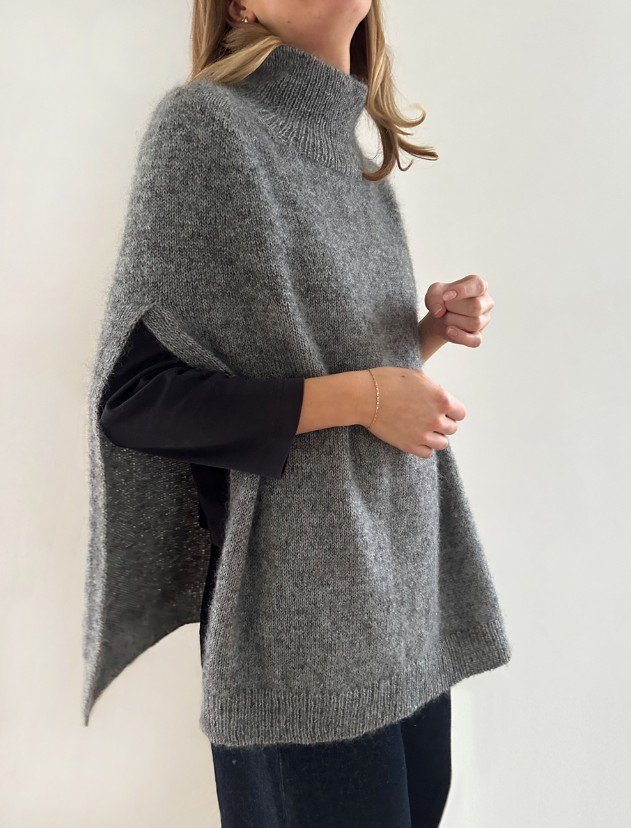 leKnit - Darcy Cape.jpg