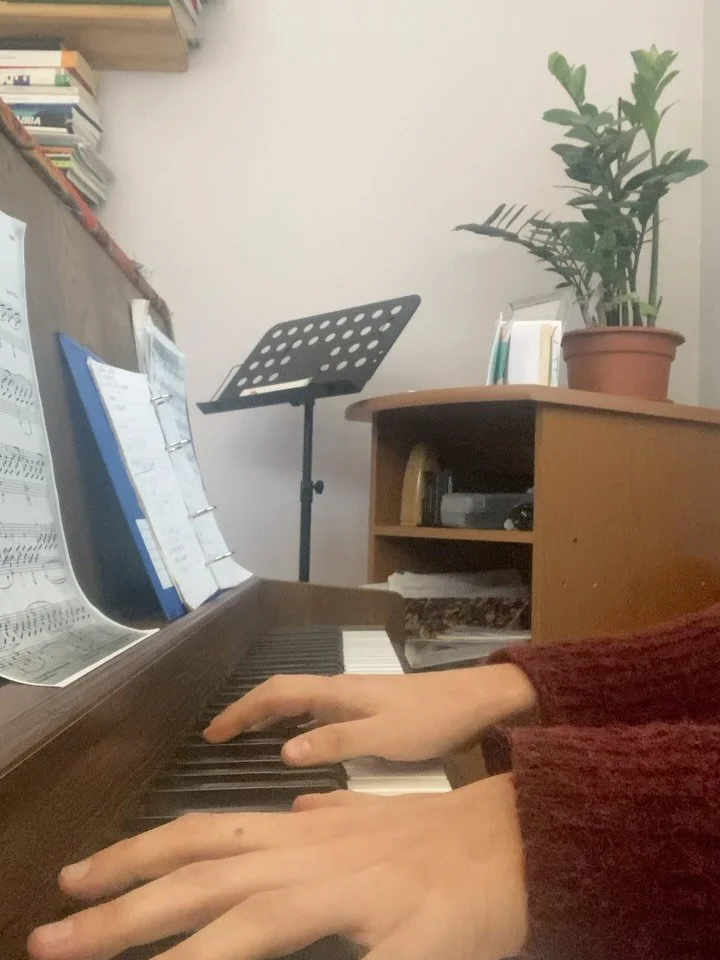 Le cose da dire e scrivere sono troppe ma andiamo per step 🙃

🦋 Marted&igrave;, mercoled&igrave; e gioved&igrave; sar&ograve; a Milano per accompagnare i danzatori @nikonick e @fabianalonardo della @mm_contemporary_dance_company ad un programma tel