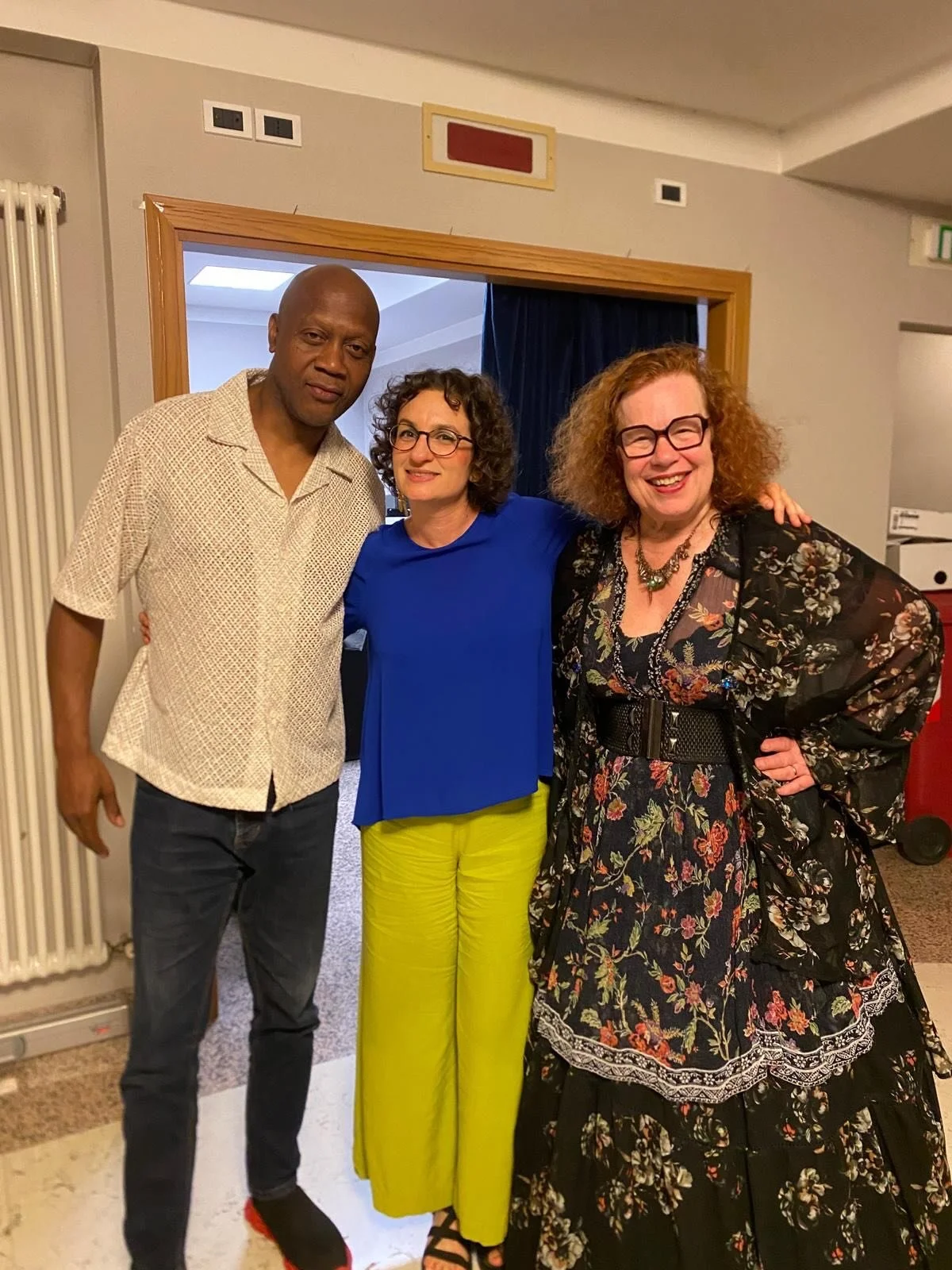 Una serata musicale da non dimenticare con @sarah_jane_morris e Tony Remi. 

Grazie @amatmarche @glocal_sound @teatrosperimentalepesaro

Il viaggio di &ldquo;Picche Cause&rdquo; continua:
ci vediamo oggi e domani alle ore 18:00 in @certosamonumentale