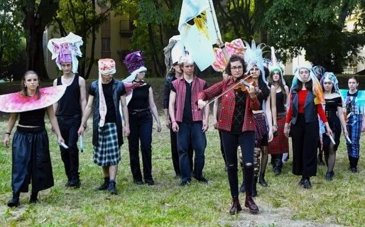 Tomorrow: 
&ldquo;BUNKER: memorie dal sottosuolo&rdquo; con @officina_teatrale_a_ctuar .

Vi aspetto a Villa Turri in viale Carducci 30 alle ore 18:00.

@test_bologna 
@dumbo.space 
#bolognaestate