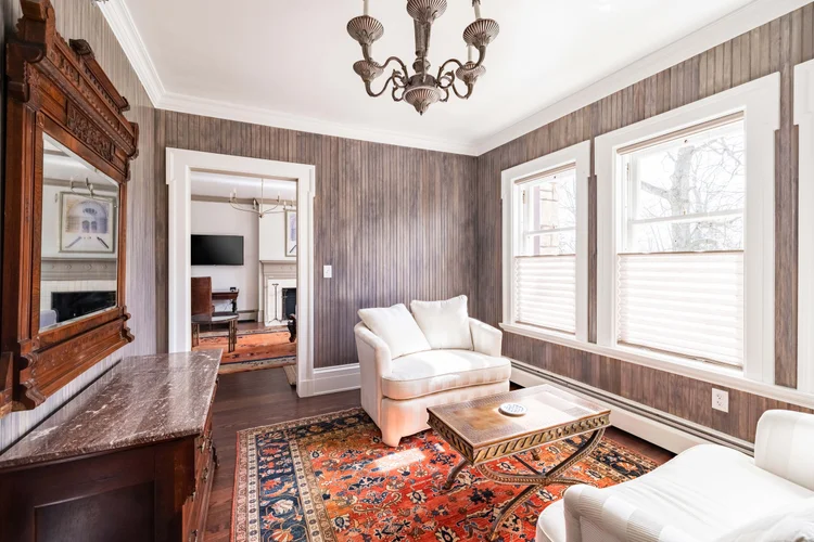THE INN — Willoughby House | Inn and Restaurant