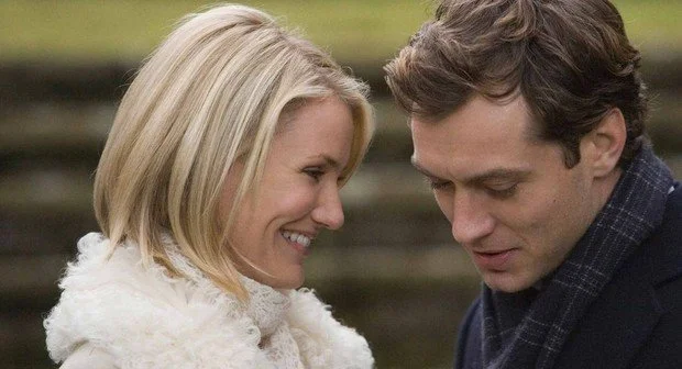 Small Town Charm : A Rom-Com & Flowers Movie Night featuring "The Holiday"