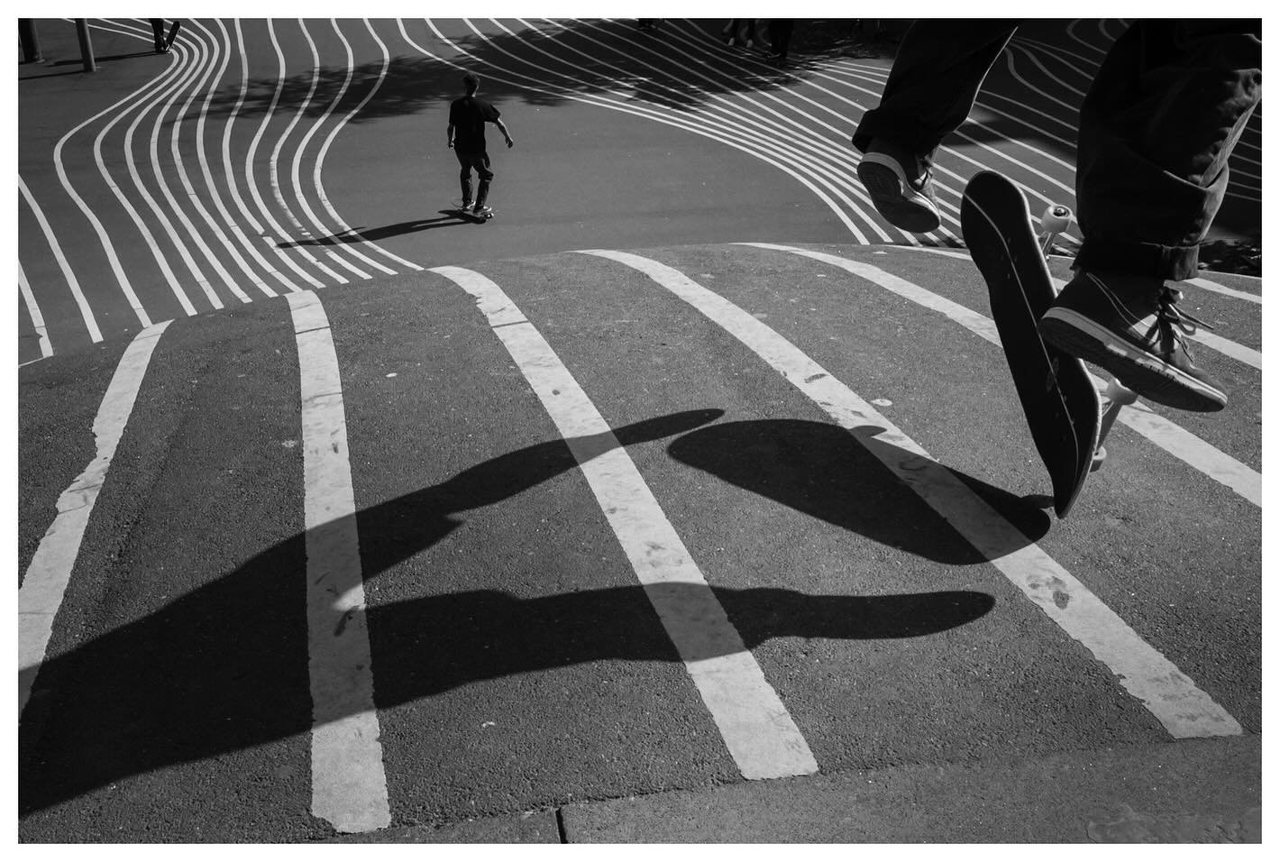 A set of four monochromatic shots from Copenhagen.
.
.
.
.
.
.
.
#streetphotography
#thinkverylittle
#everybodystreet
#ourstreets
#street_me_up
#tdmmag
#street_avengers
#bnw_demand
#dreaminstreets
#SPiCollective
#SPi_BnW
#tdmmag
#streetphoto_asia
#m