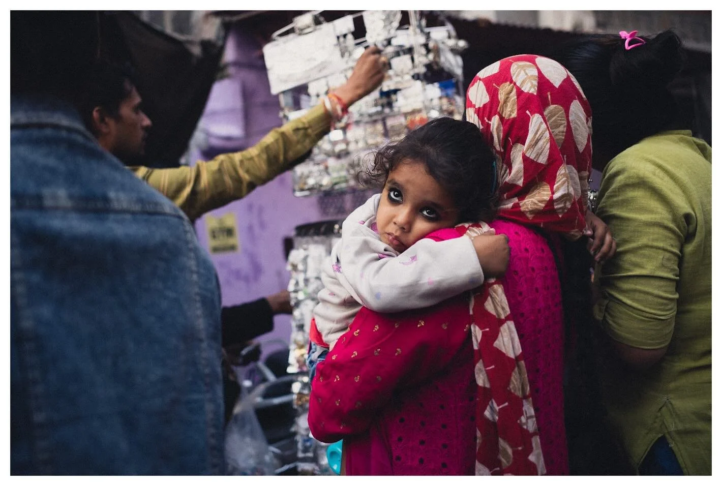 Rajastan in color | Part II
.
.
.
.
.
.
.

#streetphotography
#thinkverylittle
#everybodystreet
#ourstreets
#street_me_up
#tdmmag
#street_avengers
#bnw_demand
#dreaminstreets
#SPiCollective
#SPi_Travel
#tdmmag
#streets_up_north
#streetphoto_asia
#myl