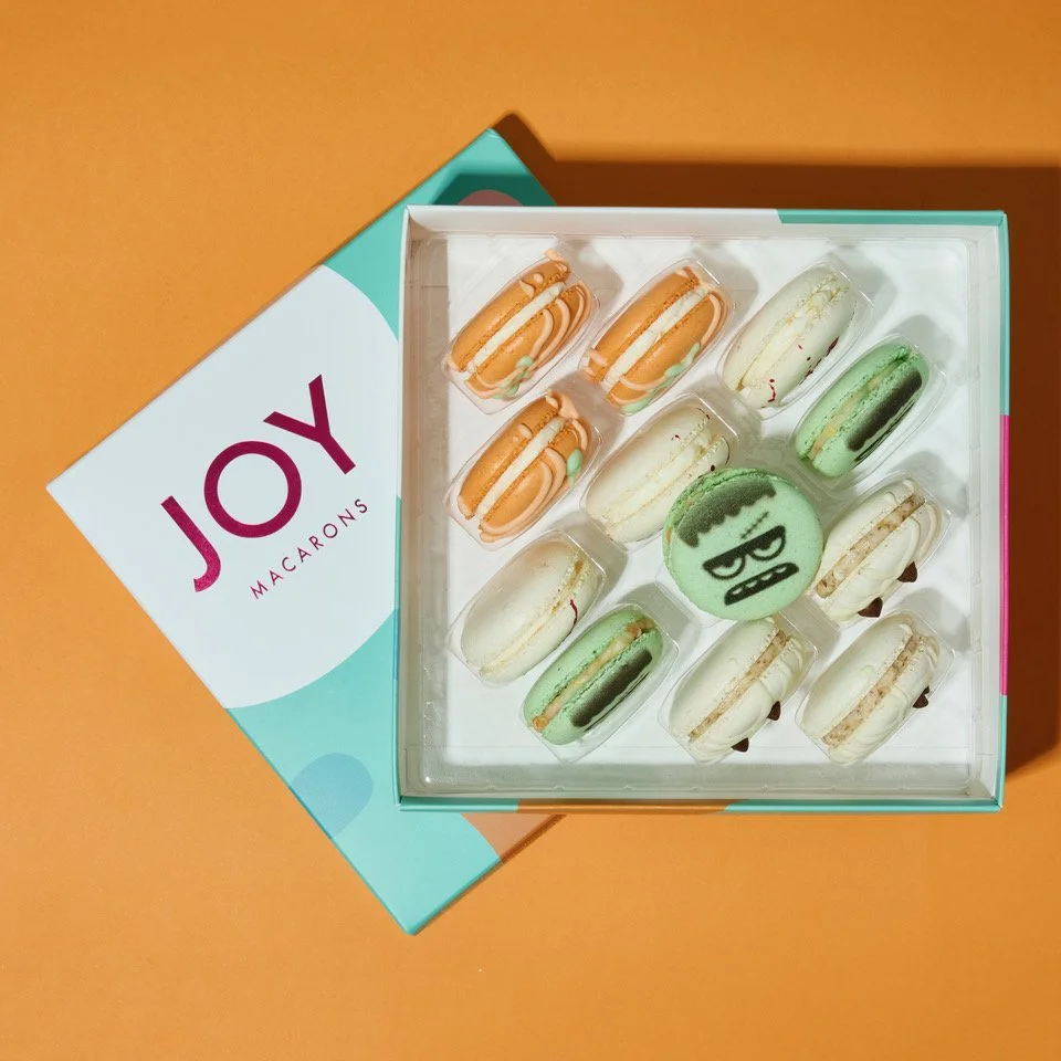 Macabre Macarons