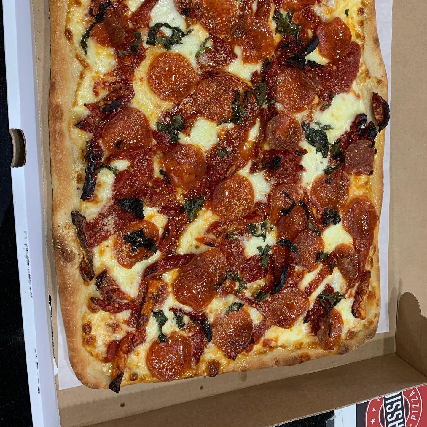 #pizza #pizzalovers #onebite #norwalk #newcanaan #westport #wilton #classicapizza #cteats #heynorwalk #heystamford #stamford #bestpizza #fcfoodie #cteats #cteatsout #norwalkdmv #heystamford