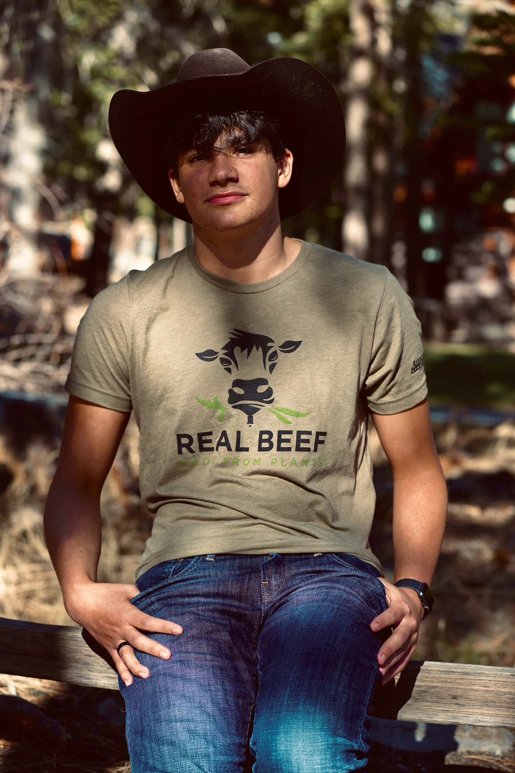 processed_Olive_T-Shirt_Male_ABP-07-WARM.webp