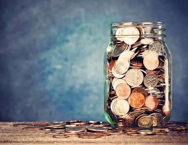 Magic Change Jar at The Clyde