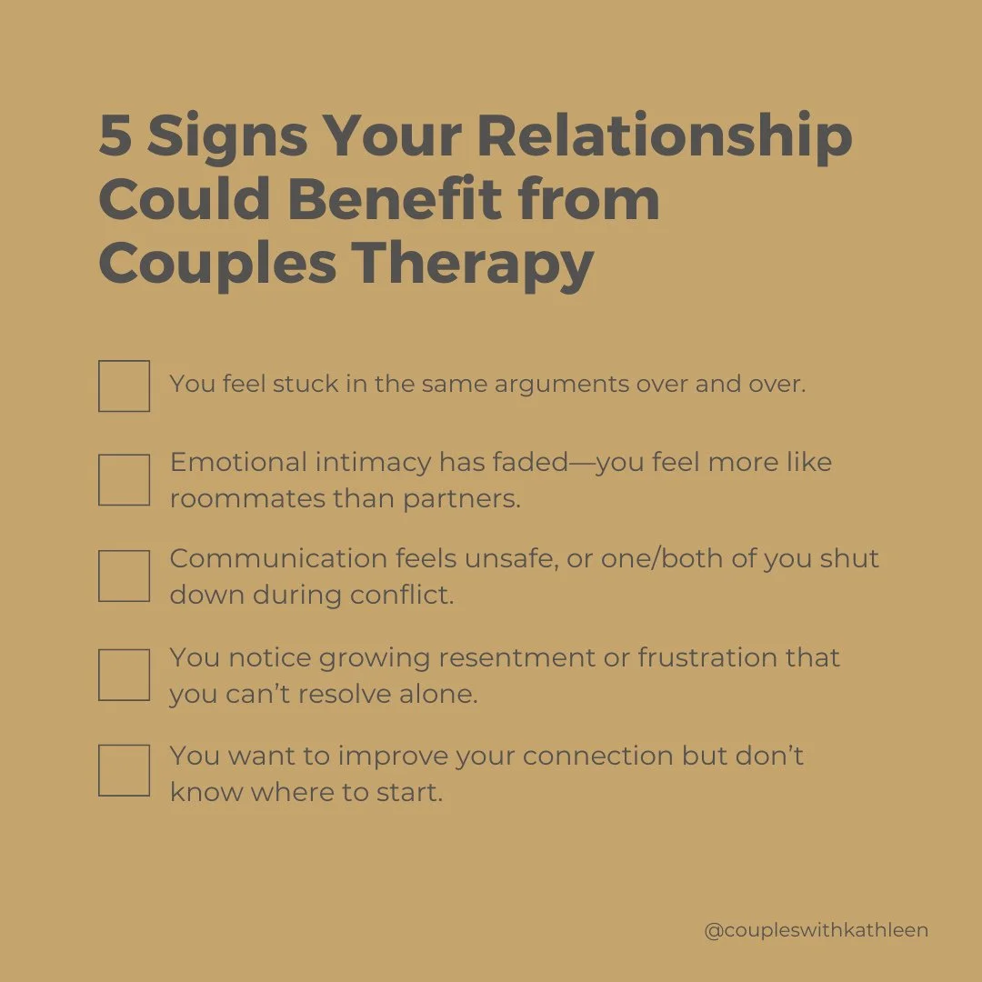 Even the strongest couples hit rough patches, and sometimes, it’s tough to find your way out on your own.
If any of these signs feel familiar, it might be time to explore couples therapy:
✨ You’re stuck in the same arguments on repe