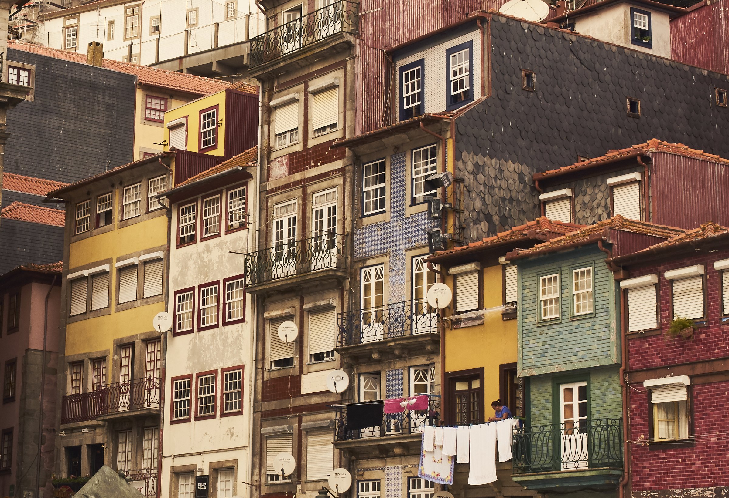 171010-PORTUGAL-PORTO-010 1 8.55.14 AM.jpg