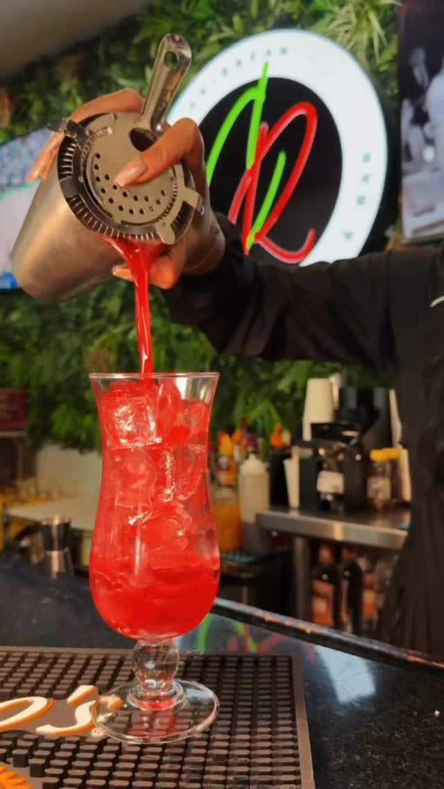 This is your sign to pull up and start your weekend off right! 🥂
#atlanta #atlantafood #atlantafoodies #carribeanfood #atlantarestaurants #atlantafoodscene #atlbartender #thingstodoinatlanta #atlantadrinks #sandyspringsrestaurants #sandysprings #j