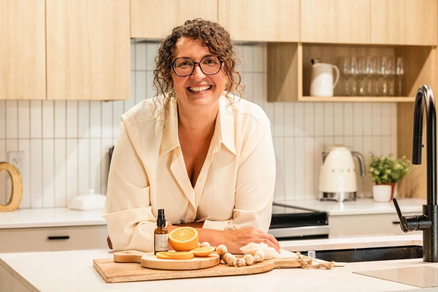 Et si 2026 devenait l&rsquo;ann&eacute;e o&ugrave; ton quotidien s&rsquo;all&egrave;ge vraiment ?

Je t&rsquo;accompagne &agrave; organiser tes espaces pour te sentir plus l&eacute;g&egrave;re, plus calme, plus align&eacute;e.

Chaque chose trouve sa