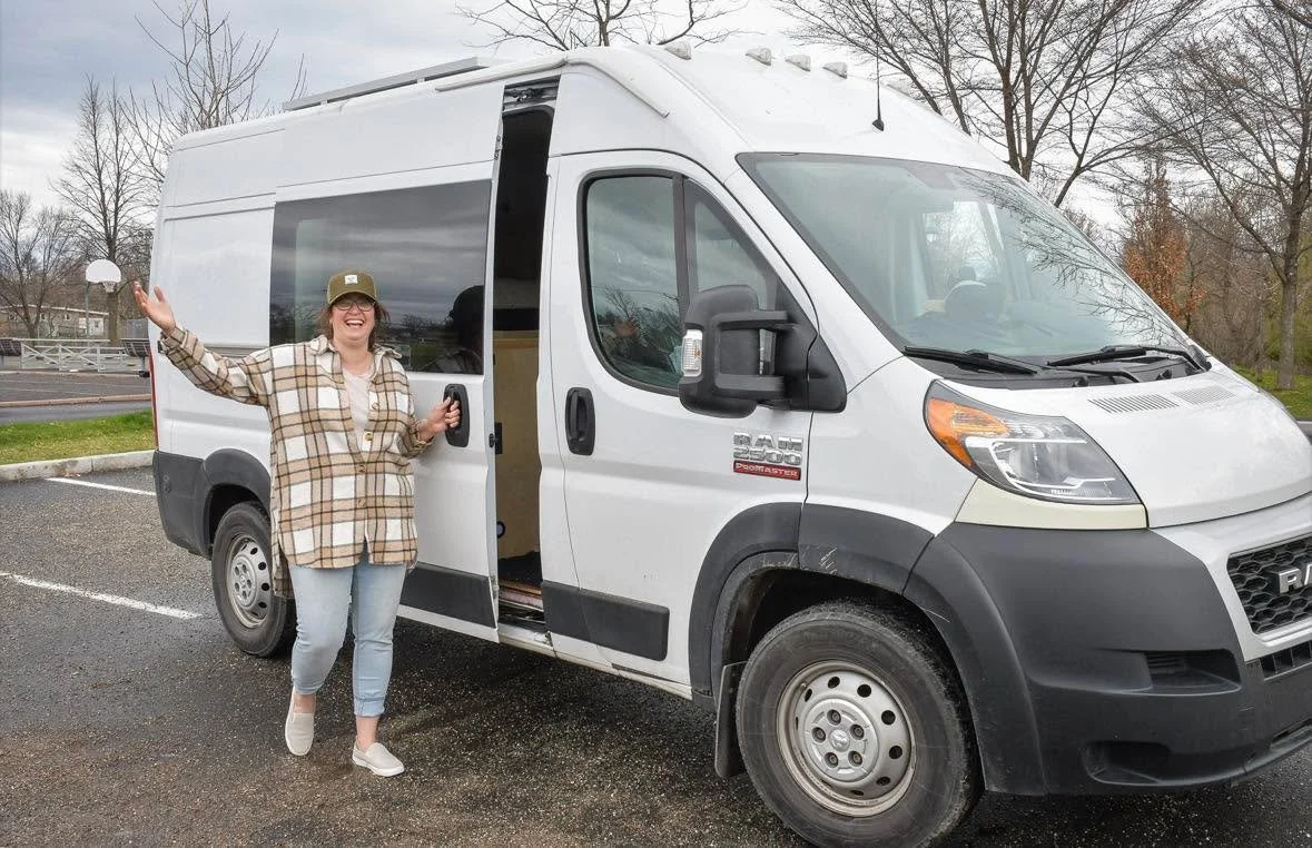 Savez-vous que O&rsquo;range Tout offre aussi l&rsquo;organisation de VR ?🚐🍊

Avec O&rsquo;VRganis&eacute;, on transforme votre v&eacute;hicule r&eacute;cr&eacute;atif en un espace fonctionnel, harmonieux et agr&eacute;able &agrave; vivre &mdash; m