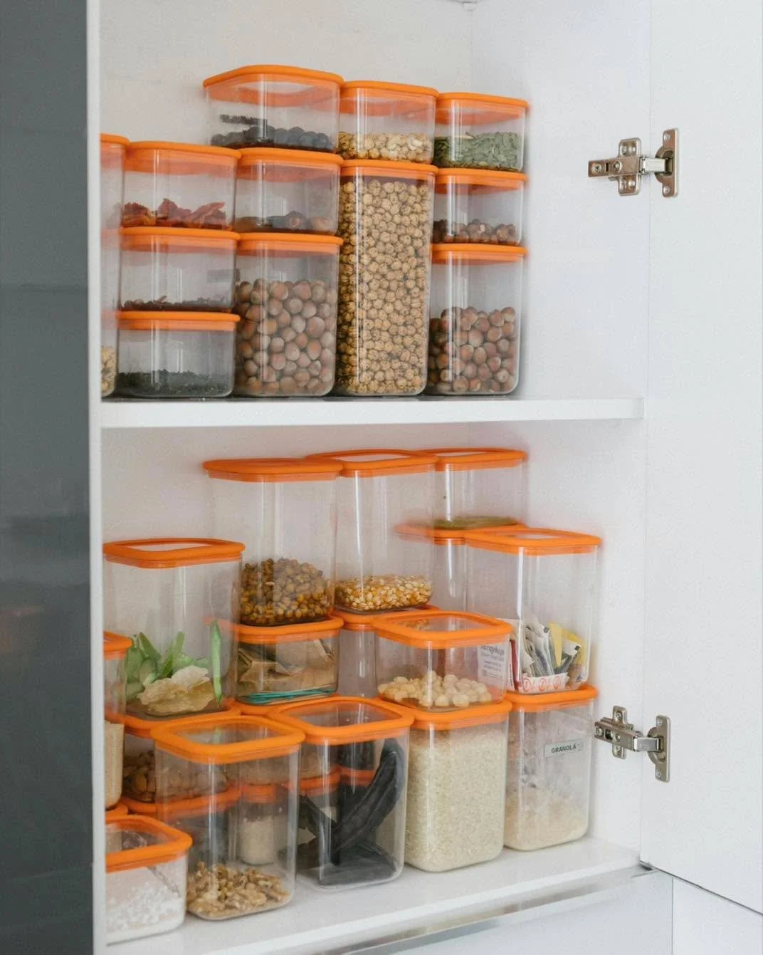 🍊✨ L&rsquo;organisation, c&rsquo;est bien plus que des bacs ✨🍊

On pense souvent que s&rsquo;organiser, c&rsquo;est simplement acheter de beaux contenants et des accessoires&hellip; mais chez O&rsquo;range Tout, c&rsquo;est tellement plus que &cced