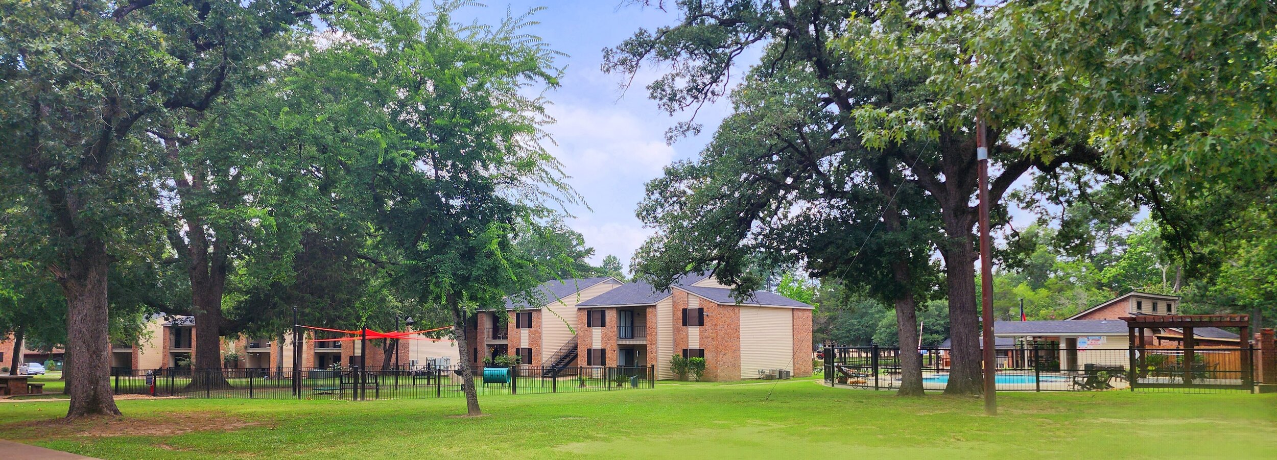 About — Great Oaks Apartments