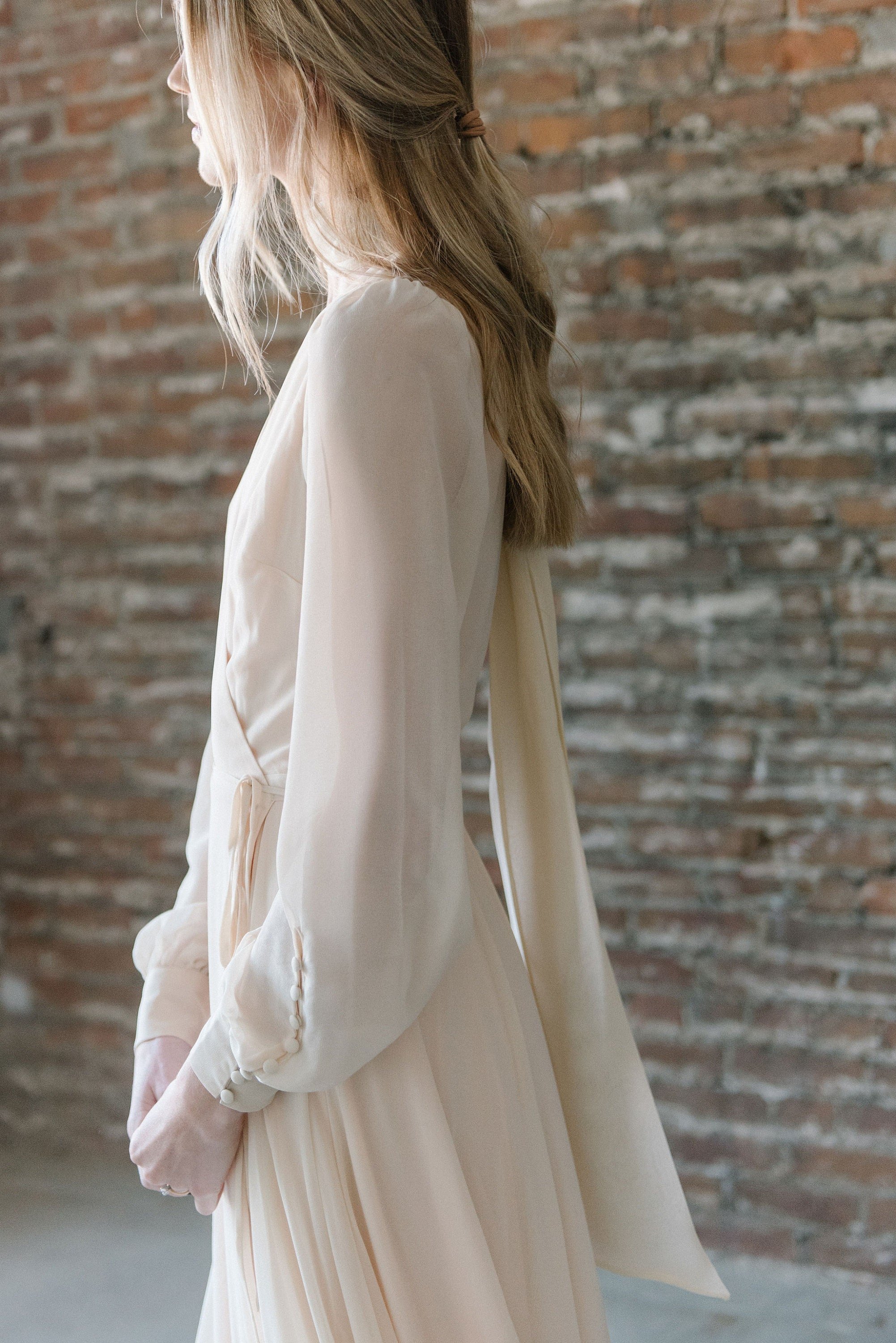https://i.etsystatic.com/5546867/r/il/b525e8/5243854474/il_fullxfull.5243854474_nkzr.jpg