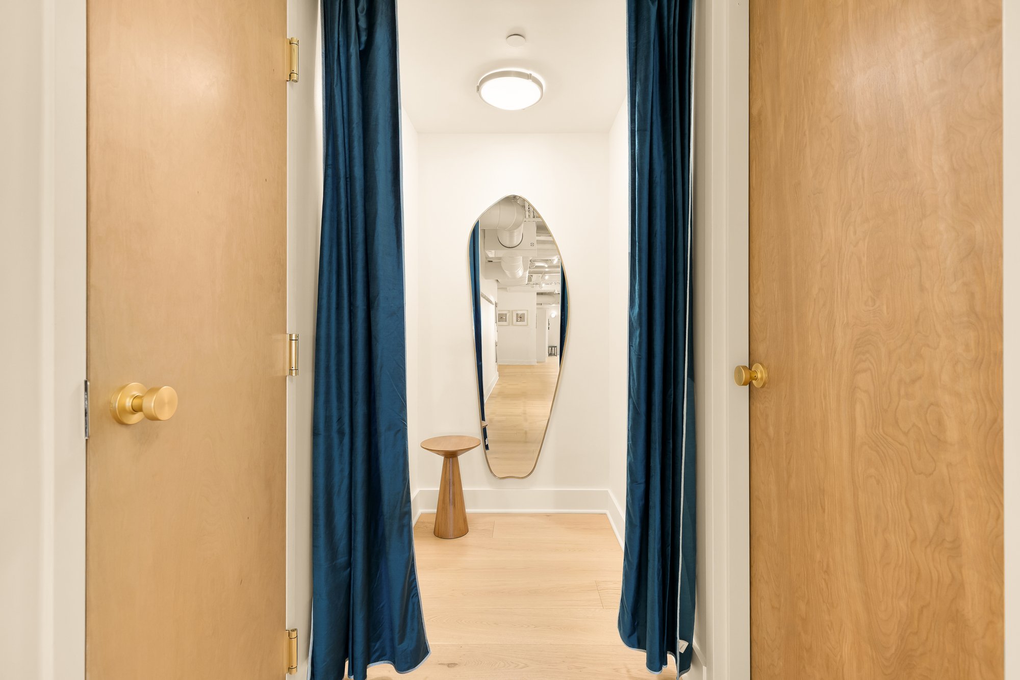 2000 S St NW 100-0030.jpg