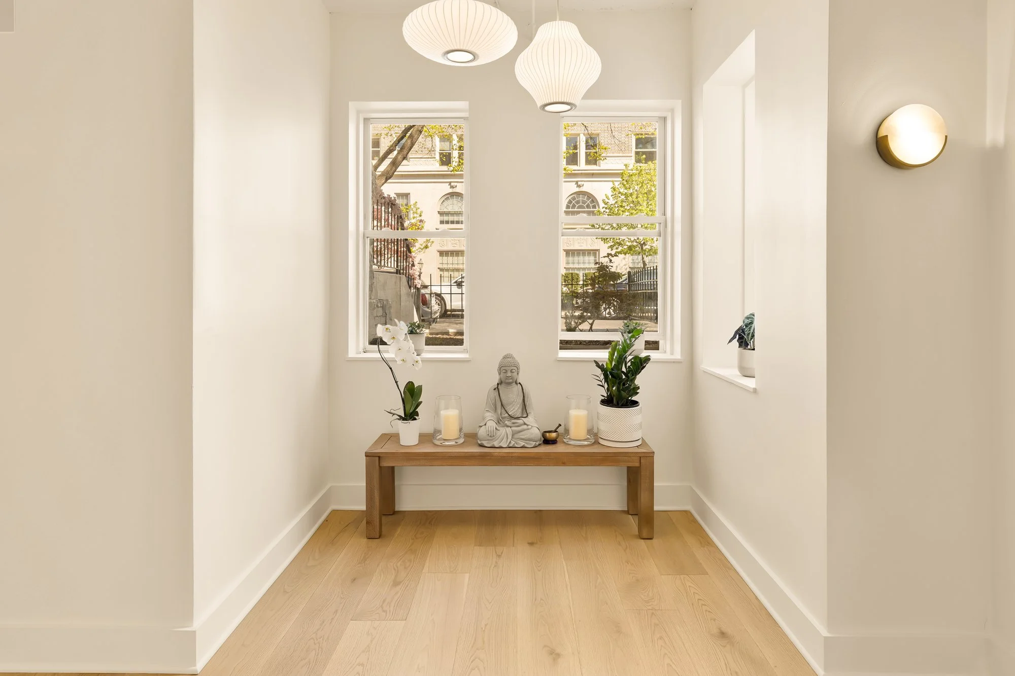 2000 S St NW 100-0069.jpg