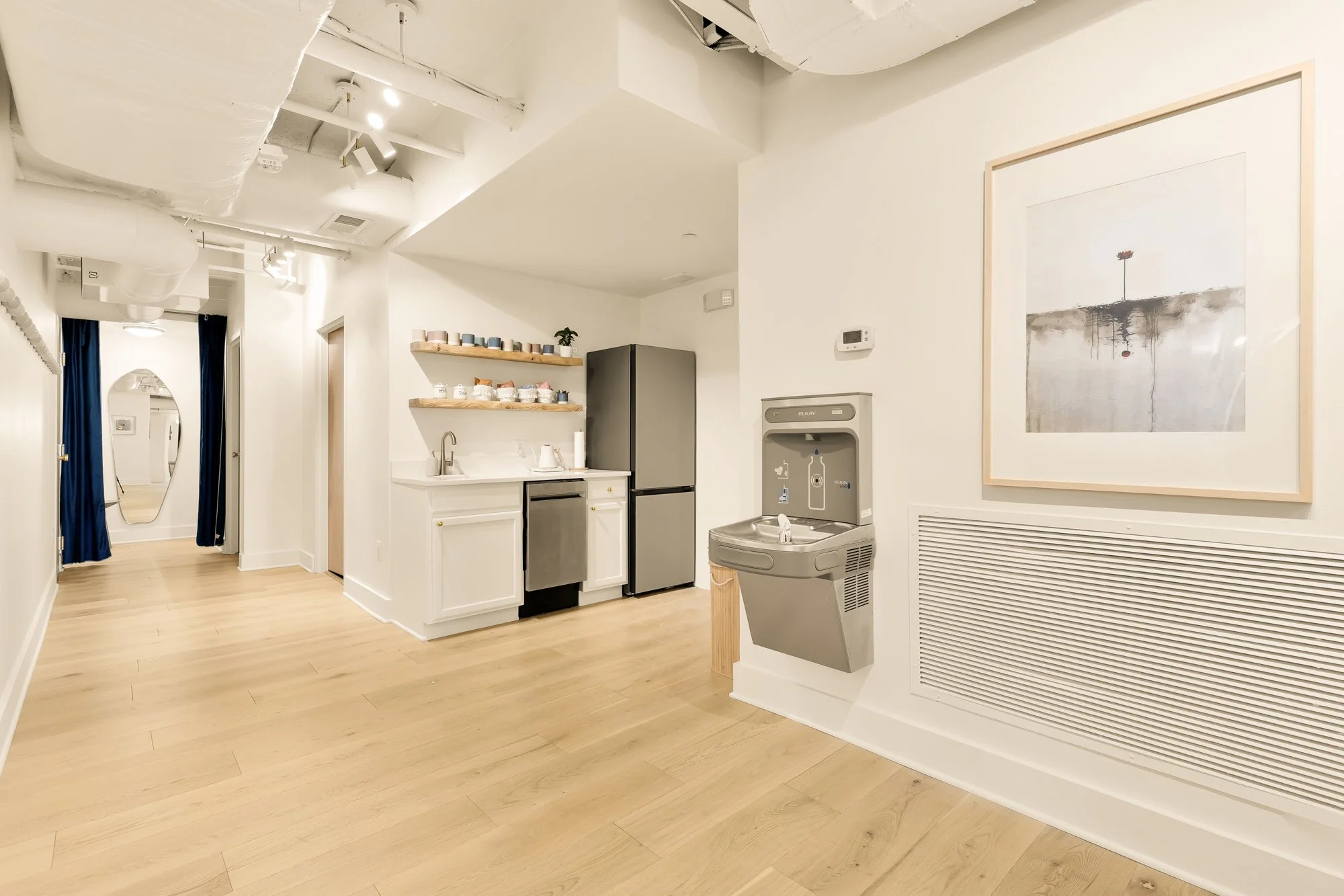 2000 S St NW 100-0025.jpg