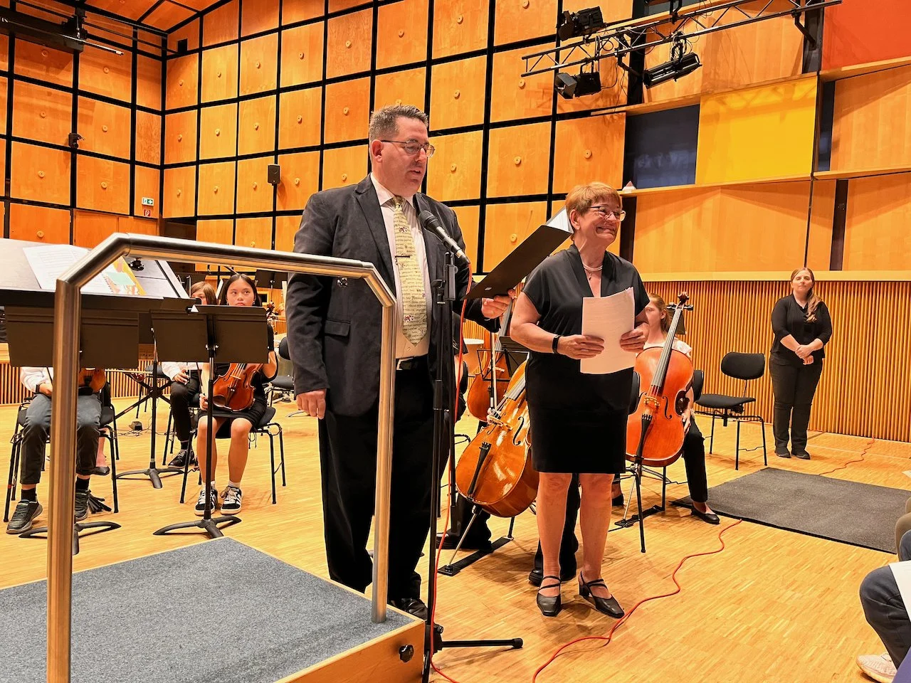 Dez Konzert - 4.jpeg