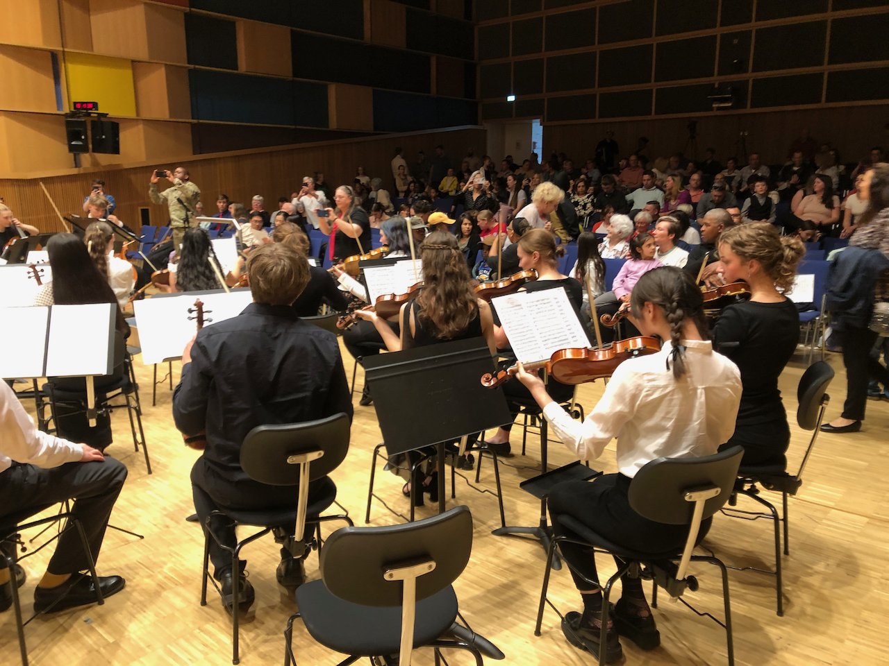 Dez Konzert - 17.jpeg