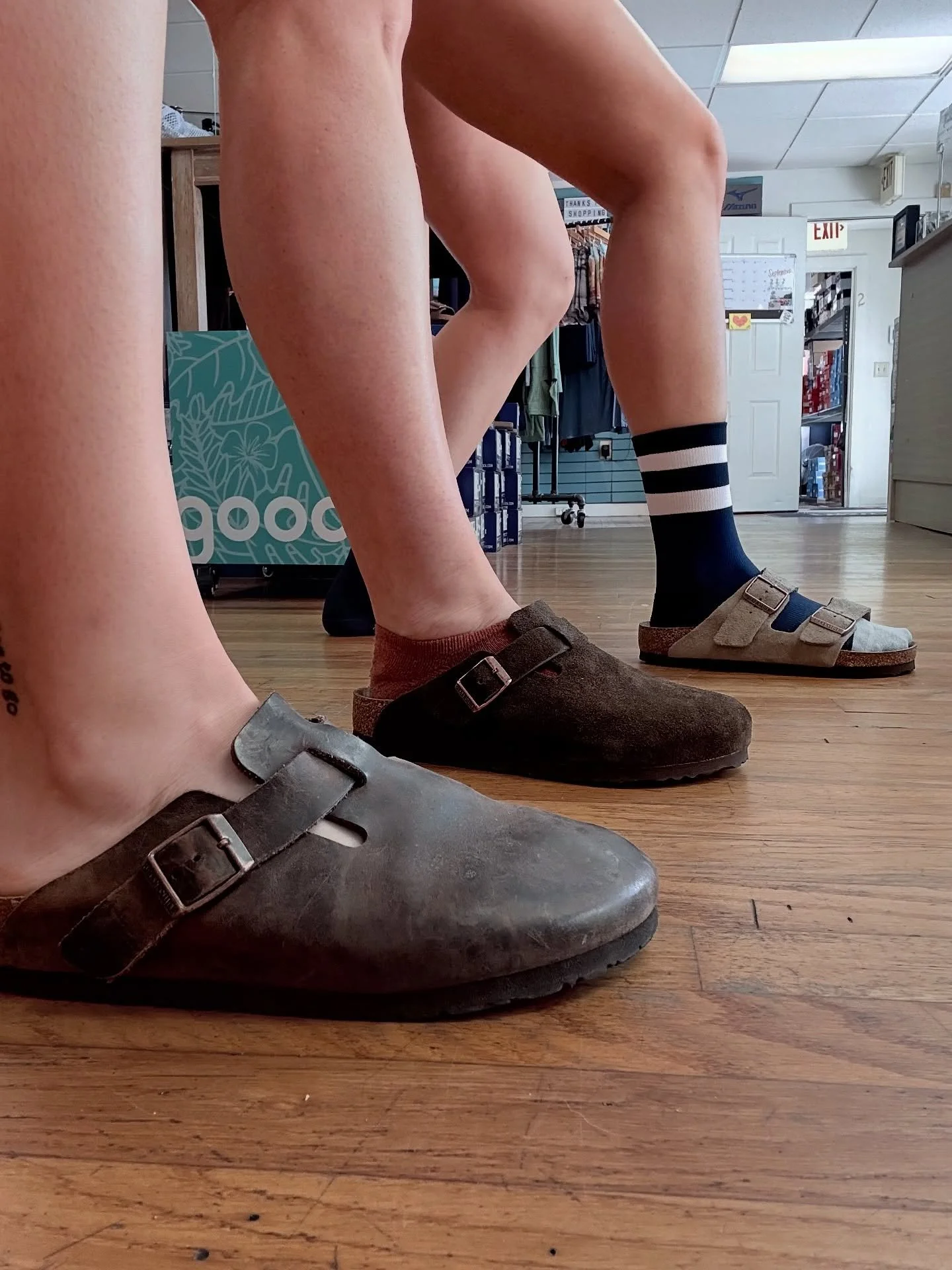 Your fall recovery wardrobe has arrived.

New colors of @birkenstockusa Boston&rsquo;s and Arizona&rsquo;s have landed! Complete your fall style and send your friends to @jusrunningavl 🍂

#birkenstock #jusrun #jusrunning #run #runners #running #runa