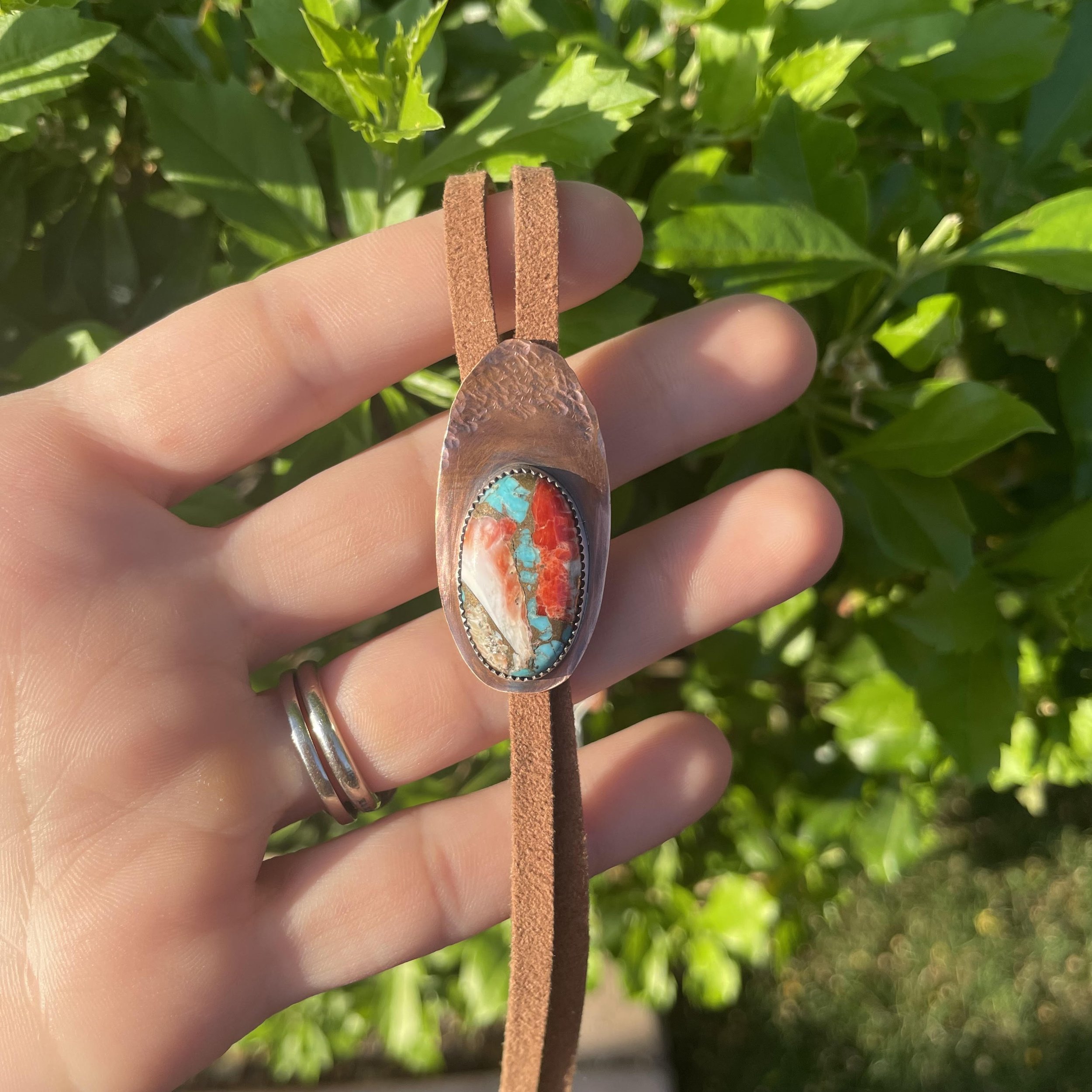 Orange Spiny Oyster Bolo