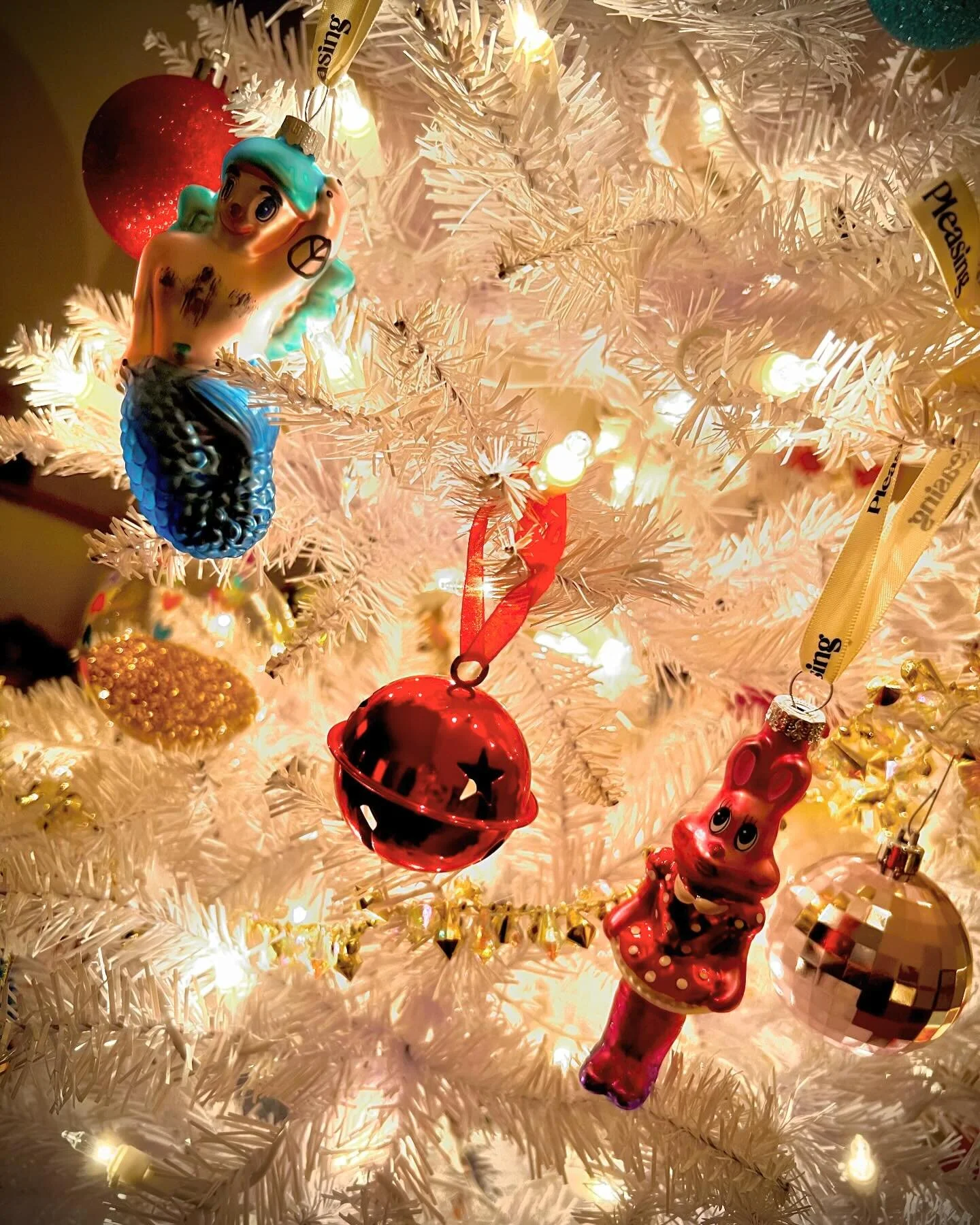 I hate that it&rsquo;s almost time to take down the tree. Especially one as @pleasing as this! Friends, I hope you all have a safe end to 2023 and exciting beginnings in 2024!!