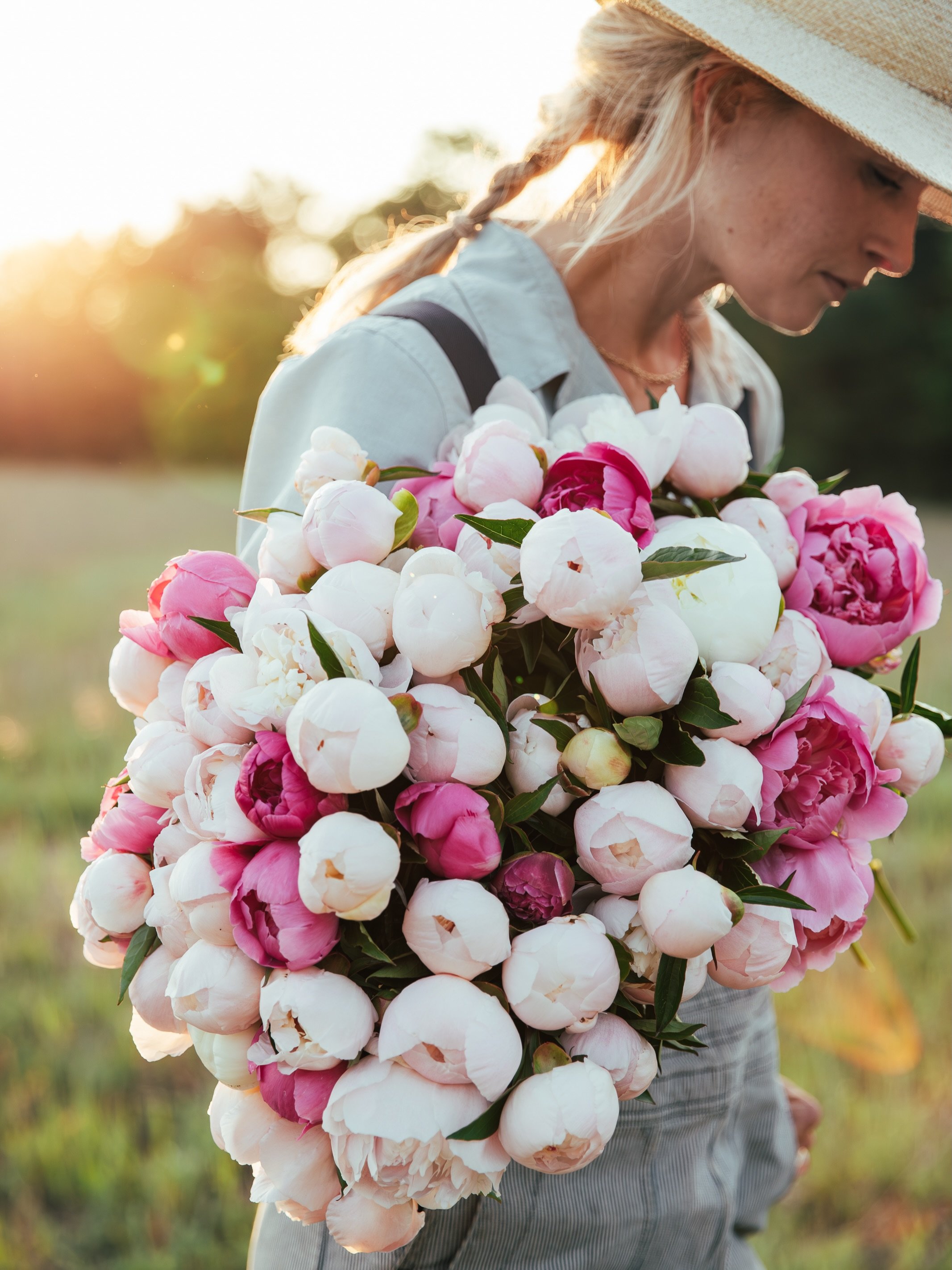 It&rsquo;s peony season and these beauties always deserve a spot on the feed! I&rsquo;ve also been working on some client case studies, especially the ones that showcase what creative direction can do for your brand and I&rsquo;ll never get tired of 