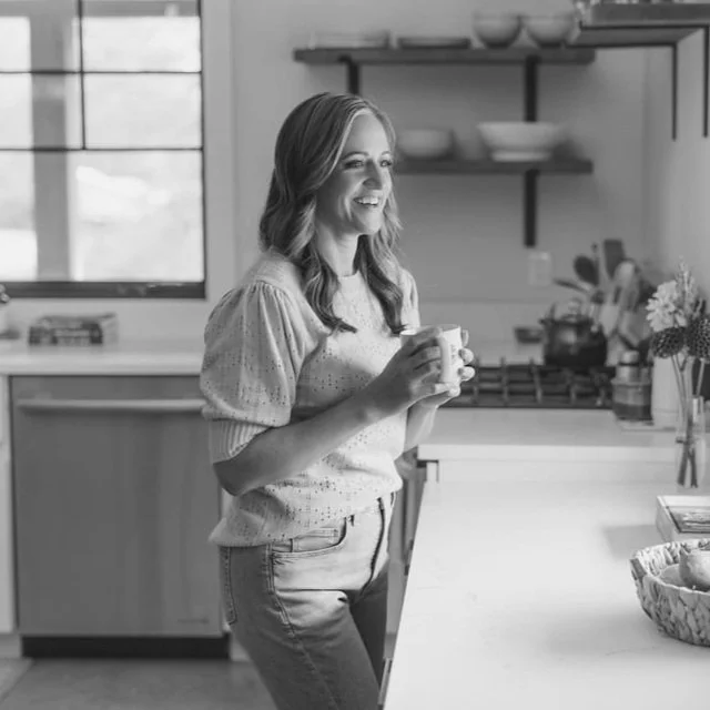 2023-9-28RaquelBranding_HomeSession_TraverseCity-17.jpg