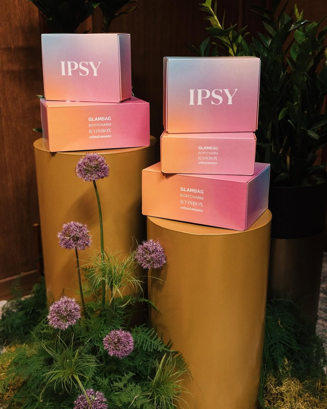 March was major for IPSY! We got to meet our amazing community IRL at our Spring Break event with @usctheta—think Glam Bags, smoothies, and all the fun vibes! We also celebrated Women’s History Month with our ultimate icon, @gabu (1).jpg