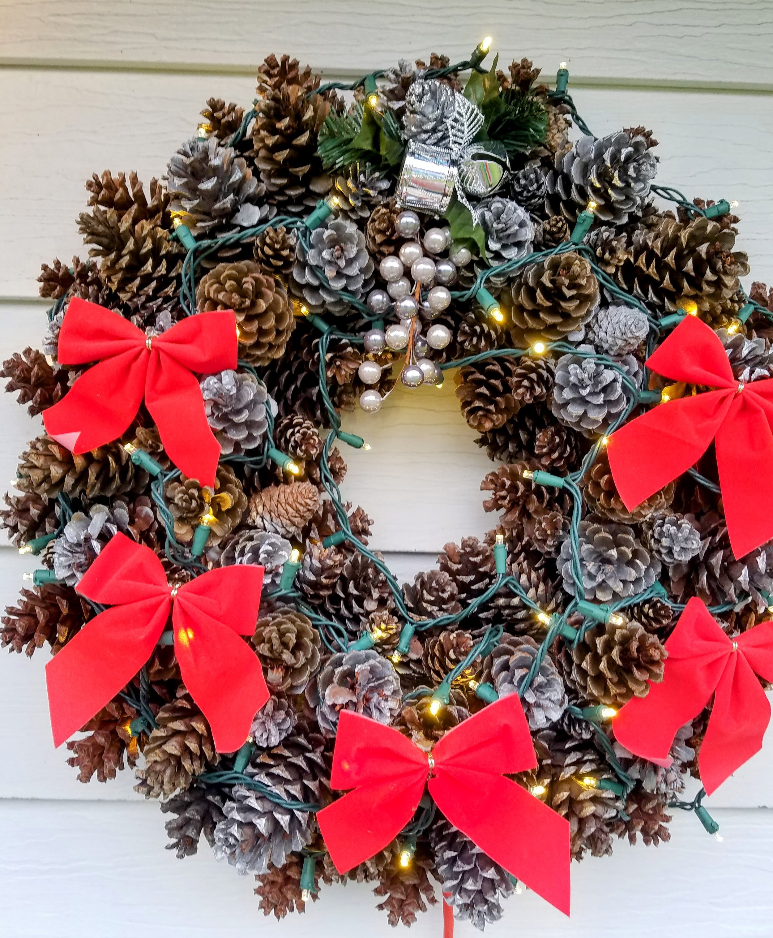 Pinecones, Bows and Lights