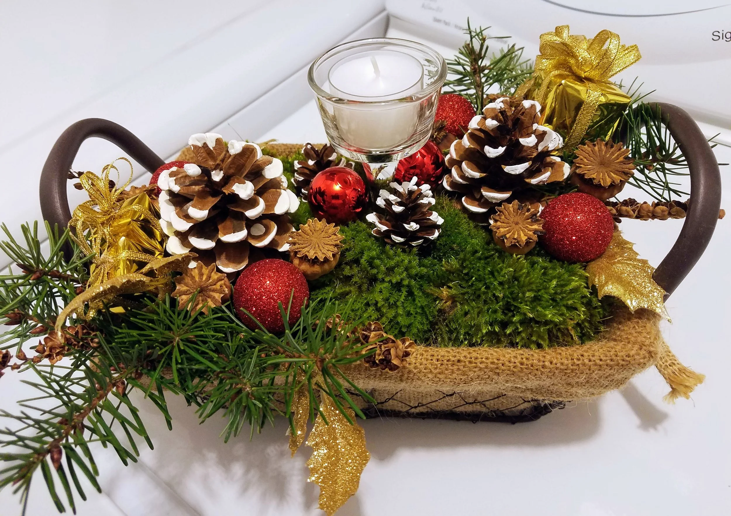 Ornament Pine Basket with Candle