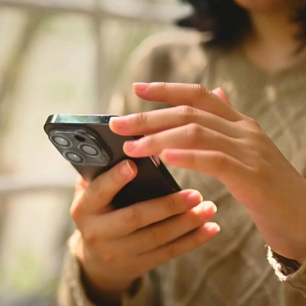 Phone+graphic.jpg