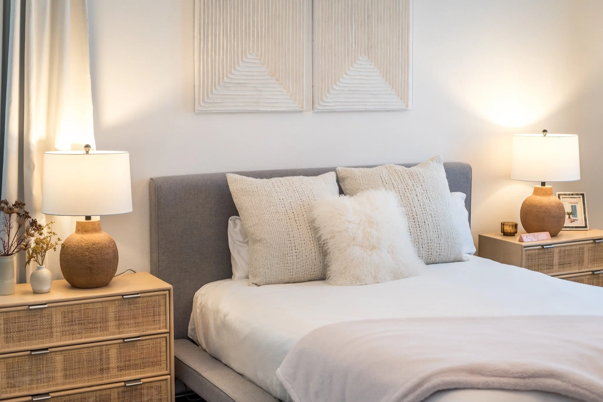 21-web-or-mls-8364-via-vittoria-way.jpg